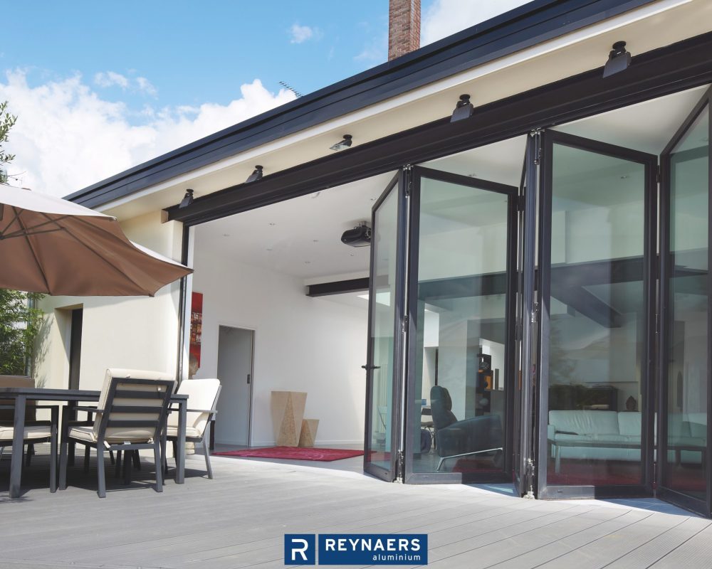 Aluminium sliding doors